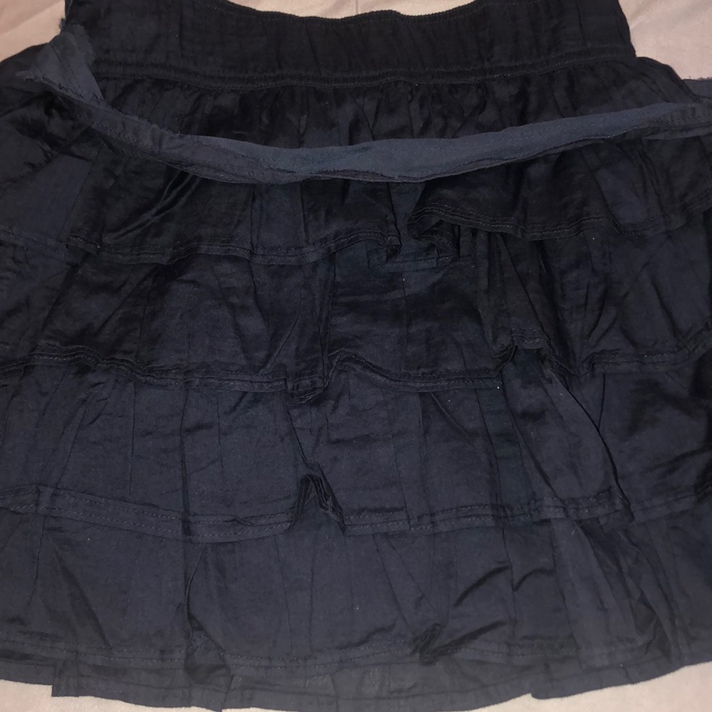 Hollister Ruffle skirt